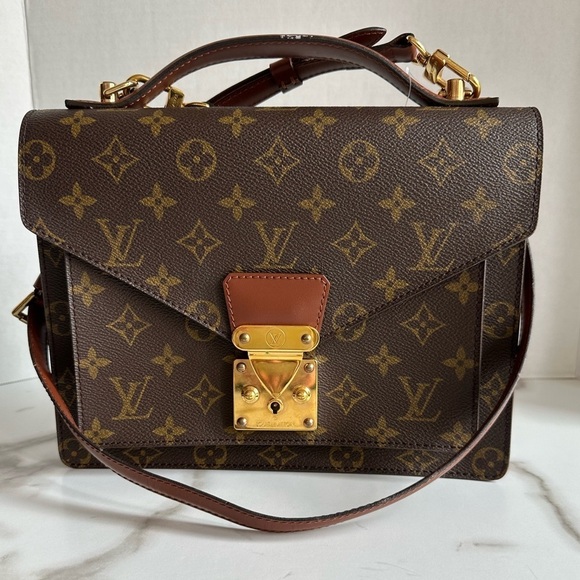 Authentic Very Rare Crossbody/ Shoulder Bag LOUIS
VUITTON "Monceau 26 - Picture 2 of 16